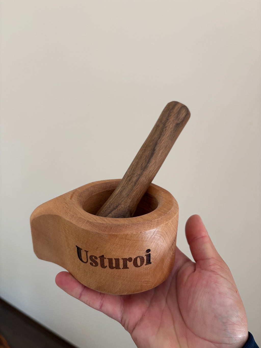 Mojar usturoi
